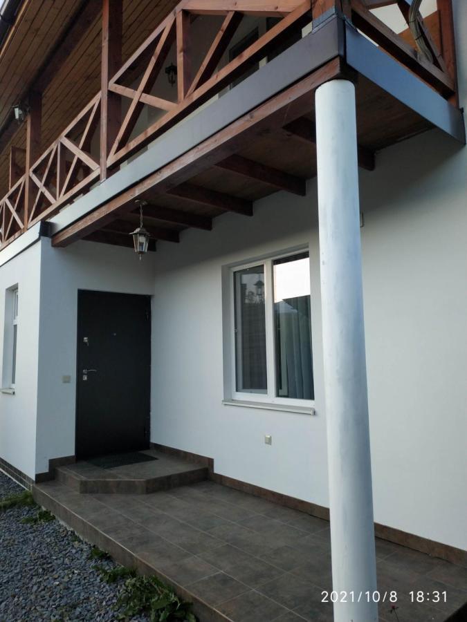 Nestg Guest House Pilipets 외부 사진