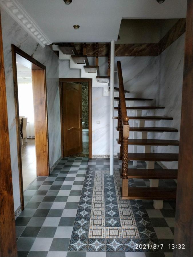 Nestg Guest House Pilipets 외부 사진