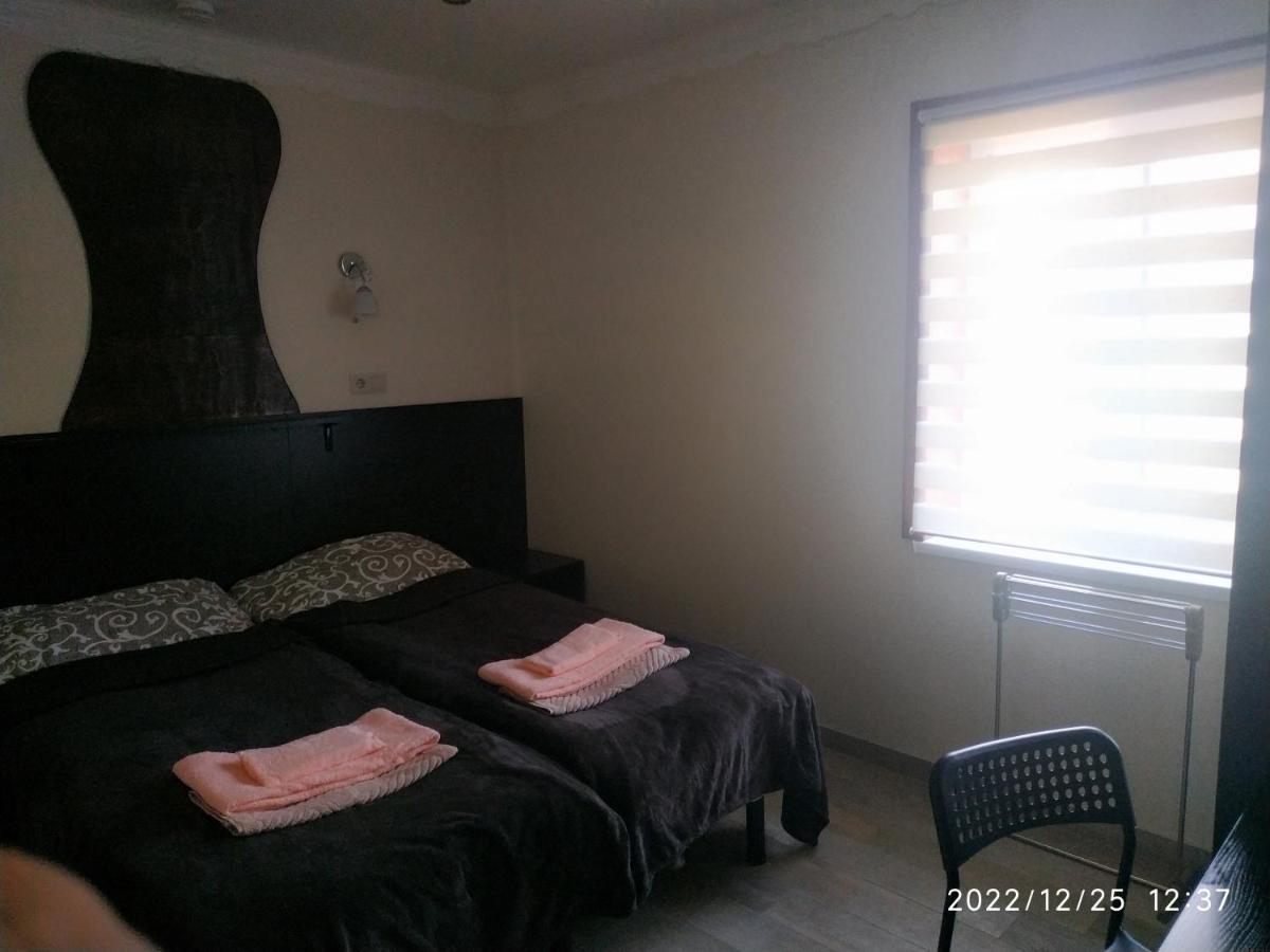 Nestg Guest House Pilipets 외부 사진