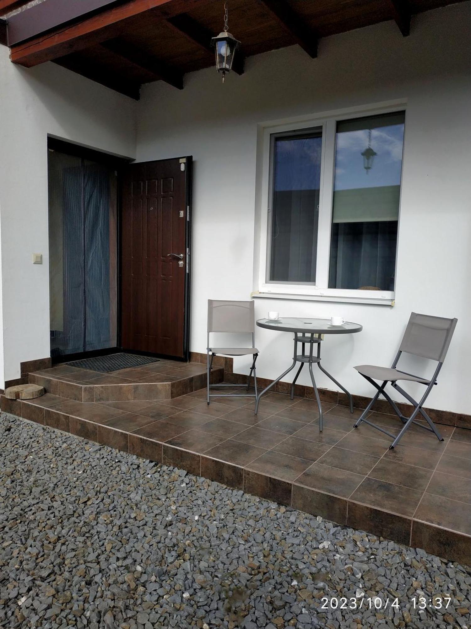 Nestg Guest House Pilipets 외부 사진
